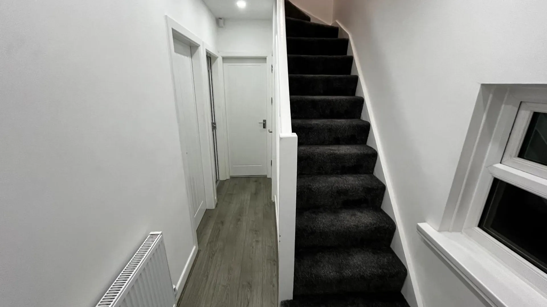 Spacious 4 Bed Home - Sleeps 7 Garden & Parking Birmingham 0*,  United Kingdom