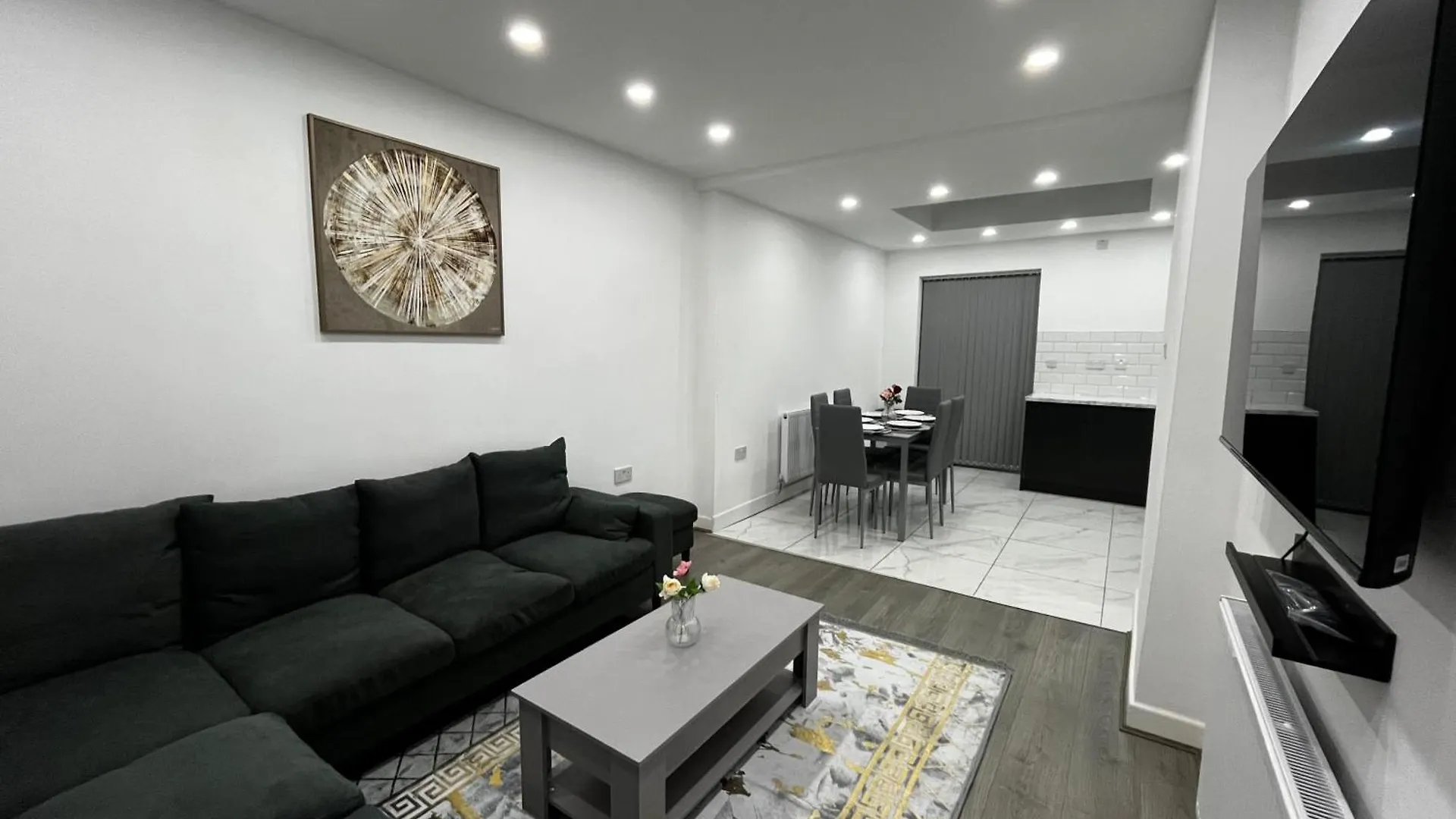 Spacious 4 Bed Home - Sleeps 7 Garden & Parking 伯明翰 英国